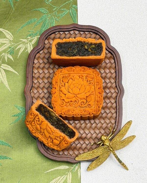 Bánh Trung Thu Chay Dưa Lưới Cam Vàng 150g